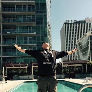 Meet your Posher, Brandon